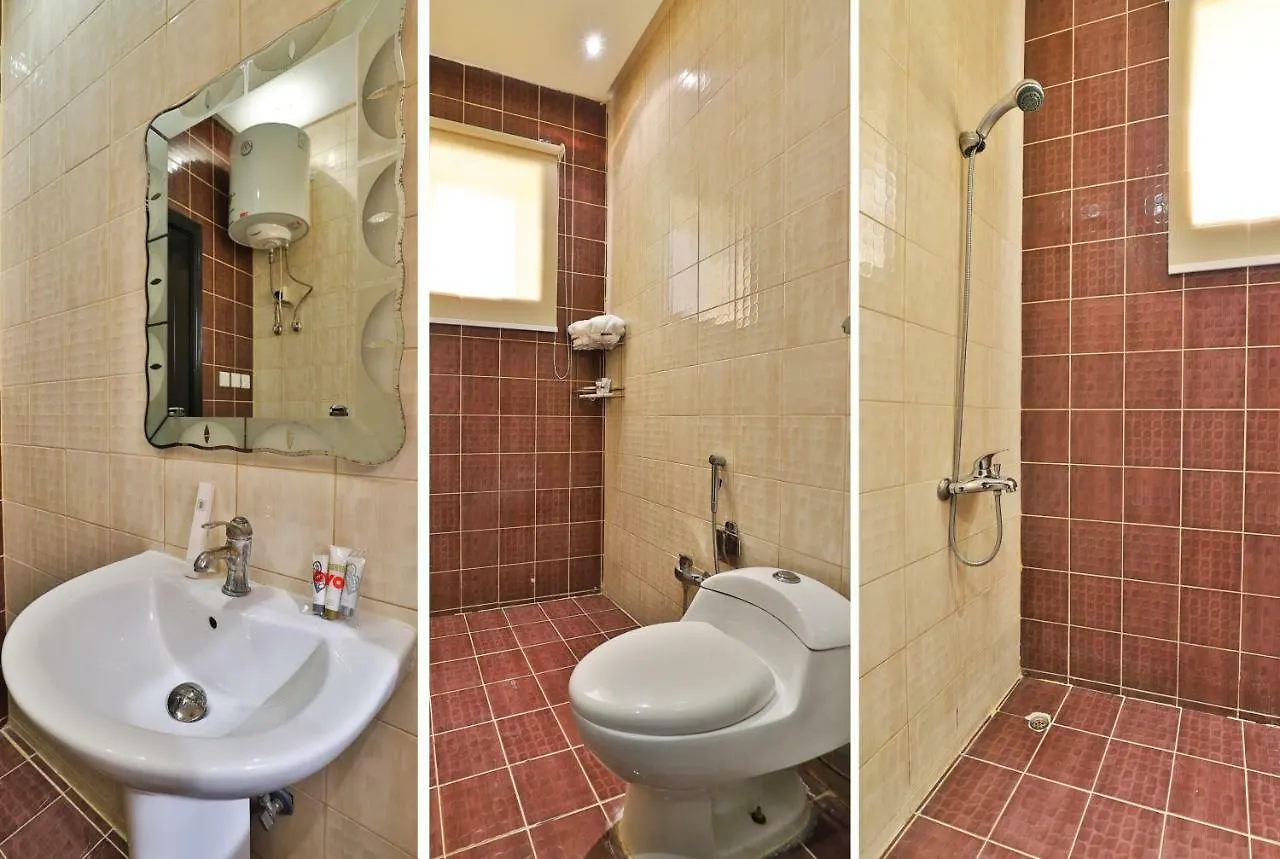 Riyadh Park Hotel Suites 3*,
